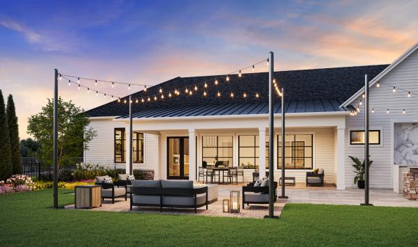 Outdoor patio and fire pit