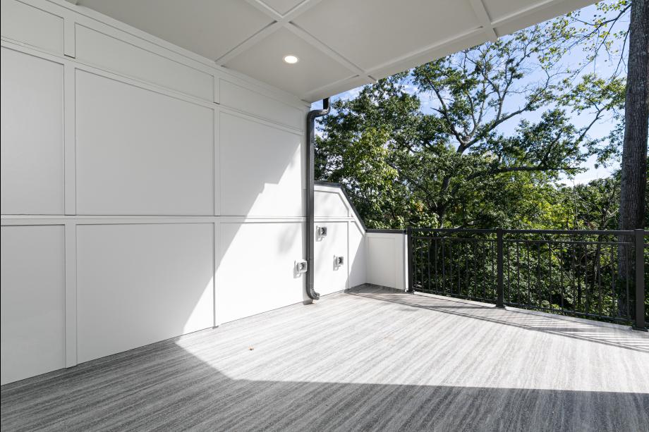 Private fourth-floor terrace