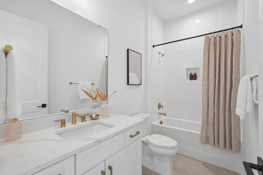 Well-appointed secondary bathroom