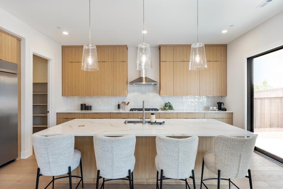 Gourmet kitchen with central island