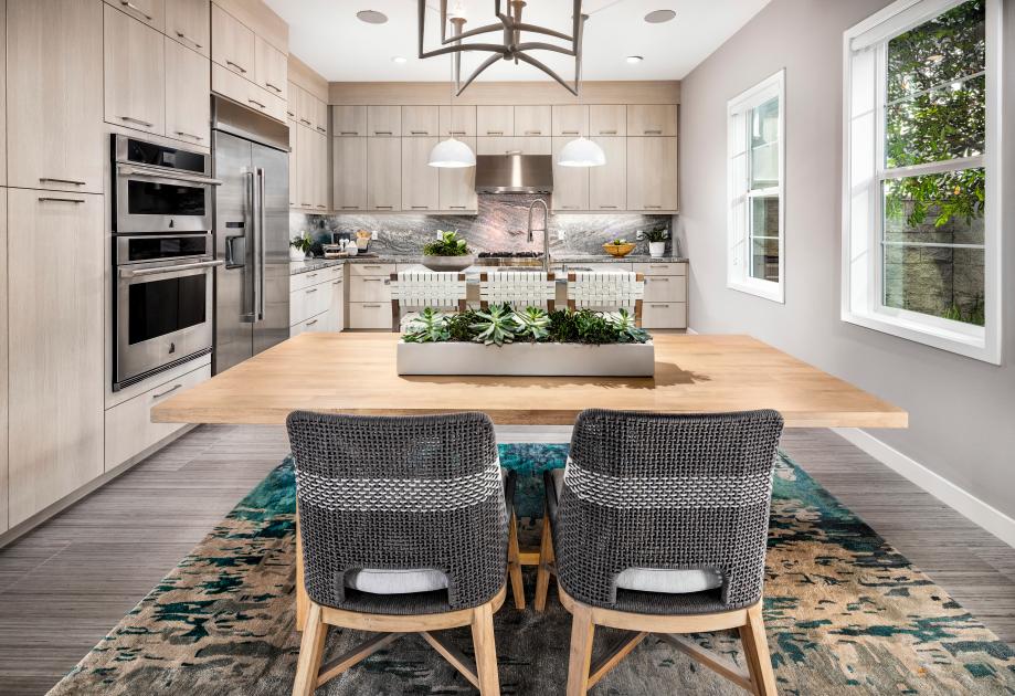 Crestmoor Estates - Solara Collection