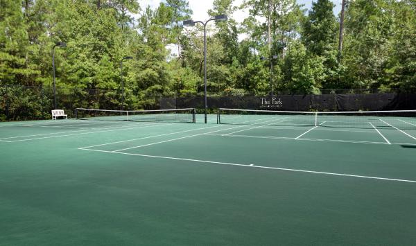 Pickleball and tennis courts