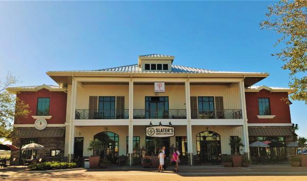 Scenic central plaza