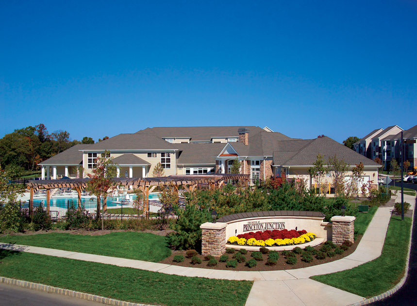 Toll Brothers - The Mews at Princeton Junction Photo