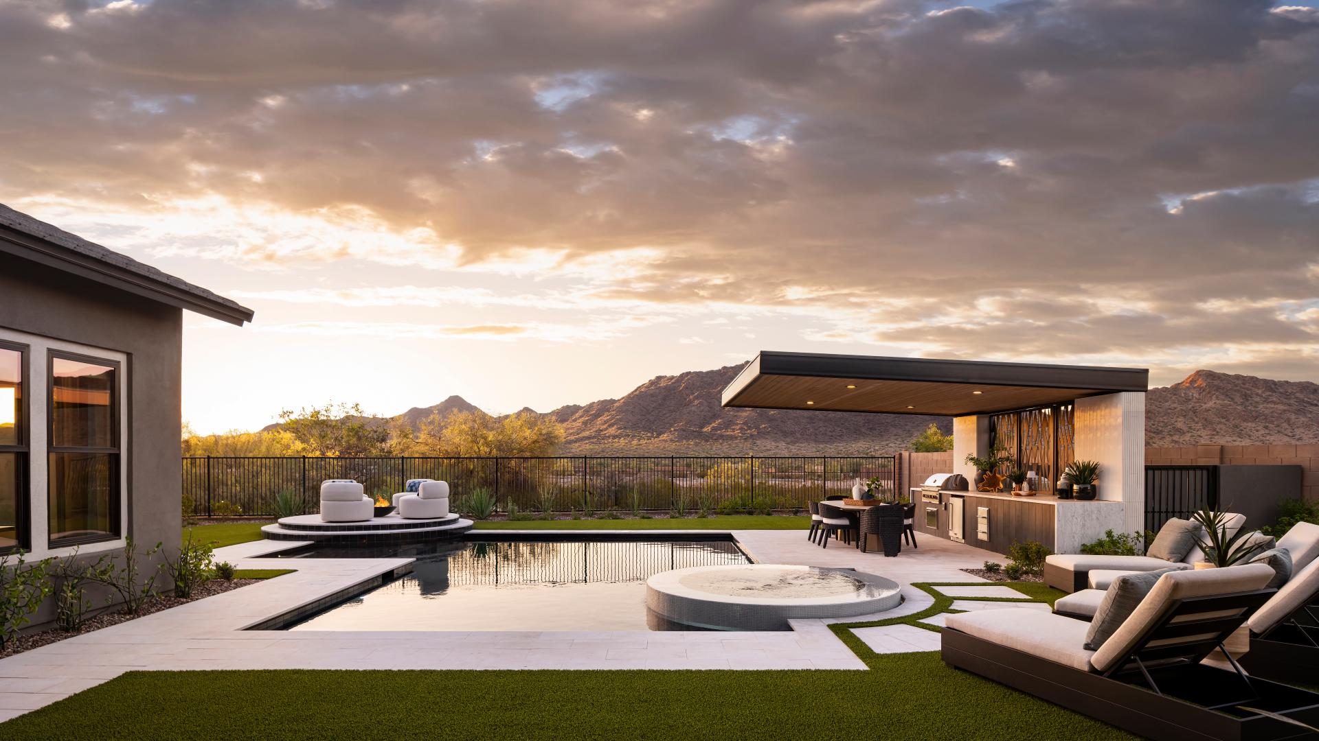 New Home Community Toll Brothers at Saddleback in Peoria, AZ