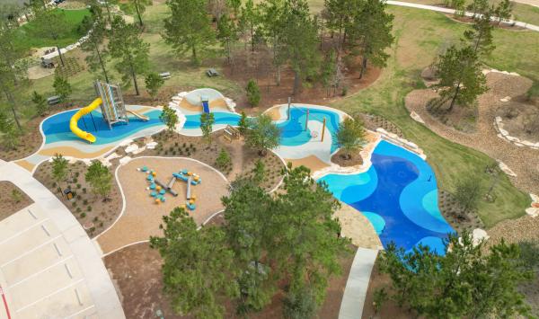 Expansive playground