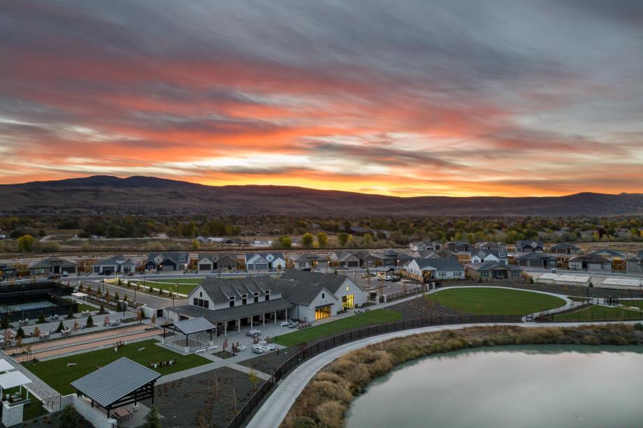10,000 square-foot clubhouse in serene setting