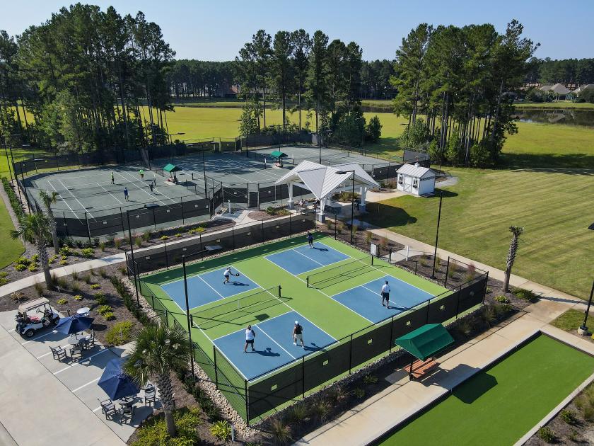 Multiple pickleball and tennis courts