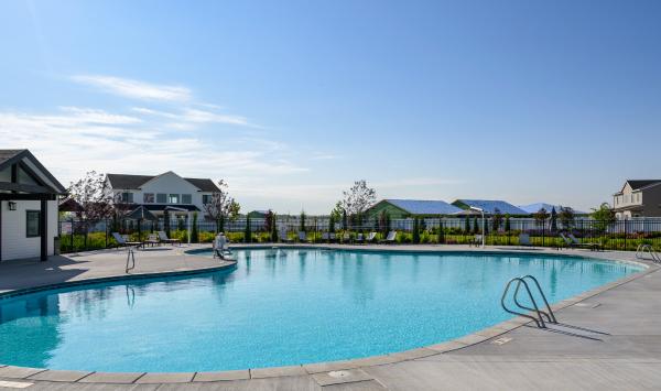 Community pool