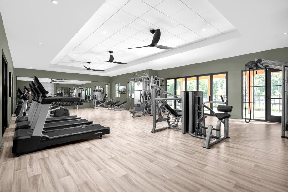 Work out in the state-of-the-art fitness center